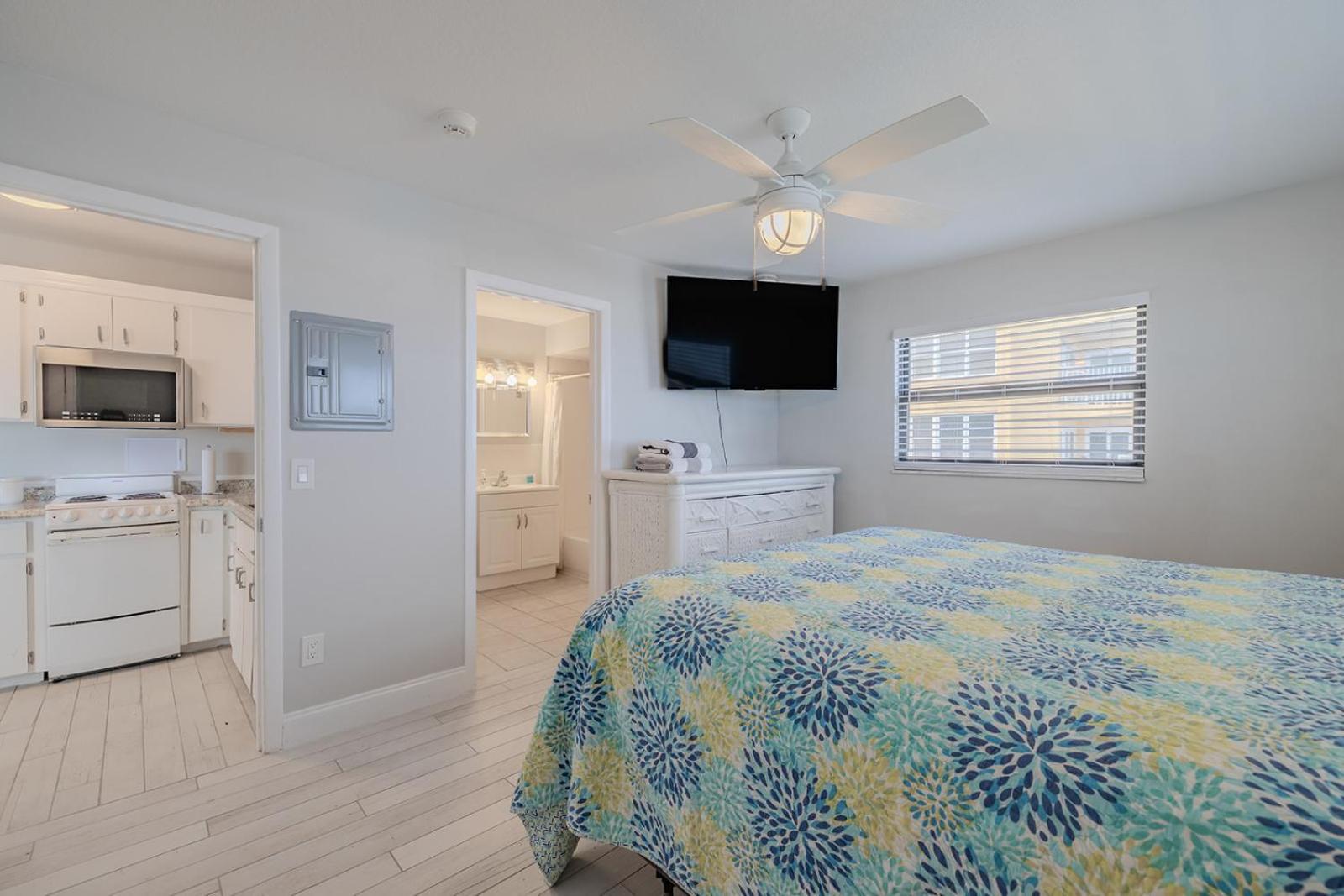 Coastal Waters Hotel New Smyrna Beach Eksteriør billede